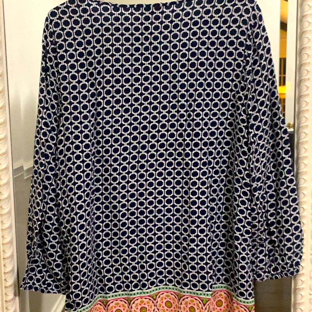 Tunic! - Picture 2 of 3